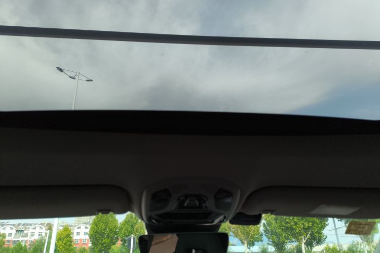 领克06 2021款 1.5T Shero粉色特别版中控内饰22