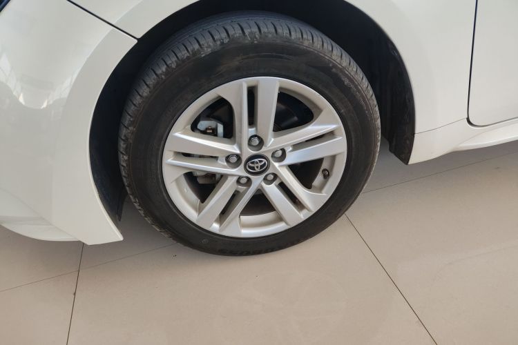 丰田 雷凌 2019款 185T CVT豪华版 国VI车身外观6007