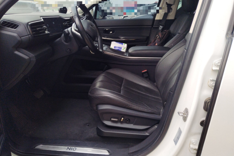 蔚来ES8 2020款 450KM 七座版中控内饰19
