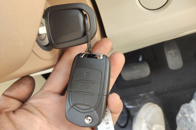 五菱汽车 宏光MINIEV 2024款 第三代 215km 青春版中控内饰11