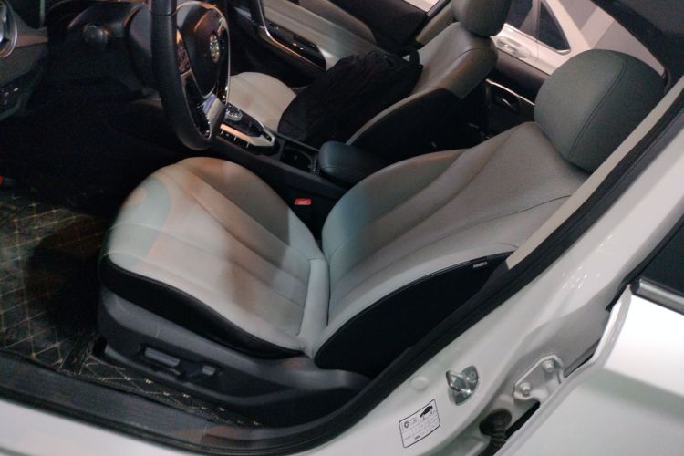 北京汽车 北京EU5 2019款 R600 智潮版局部细节19