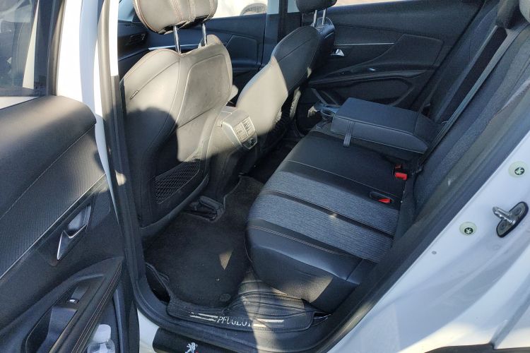 标致4008 2017款 350THP 精英版中控内饰21