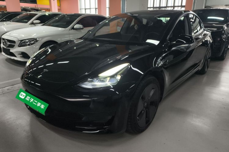 特斯拉 Model 3 2022款 后轮驱动版车身外观1