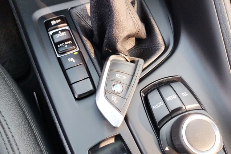 宝马X1 2016款 sDrive18Li 尊享型中控内饰7001