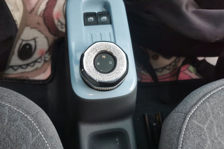 吉利银河 2024款 熊猫mini 200km 耐力熊局部细节18