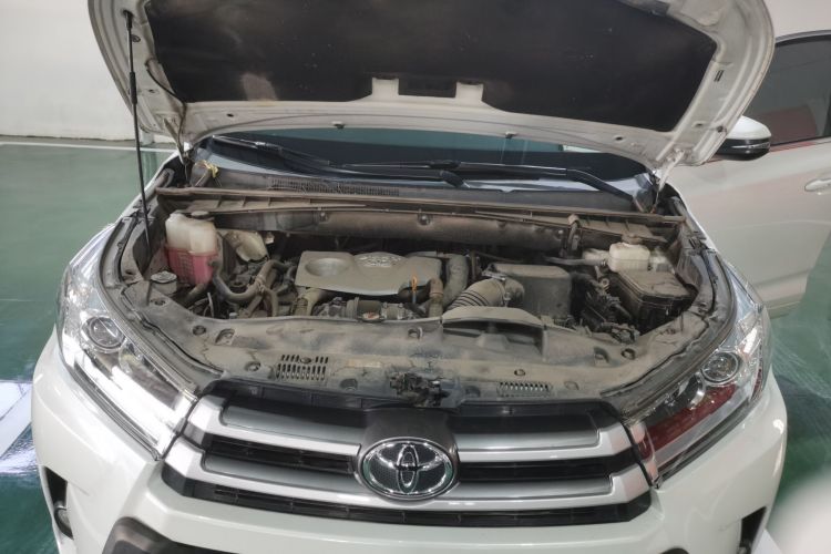 丰田 汉兰达 2021款 2.0T 两驱精英版 7座机舱底盘24