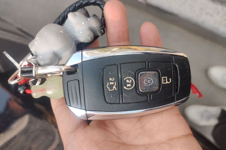 林肯MKZ 2018款 2.0T 尊享版中控内饰11