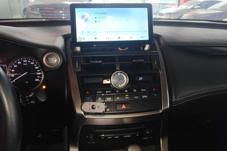 雷克萨斯NX 2015款 200 前驱 锋行版局部细节16