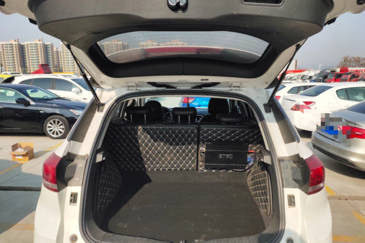 哈弗H6 Coupe 2018款 红标 1.5T 自动两驱超豪型机舱底盘23