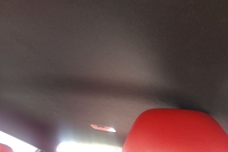 现代 Veloster飞思 2012款 1.6T 自动尊享版局部细节22