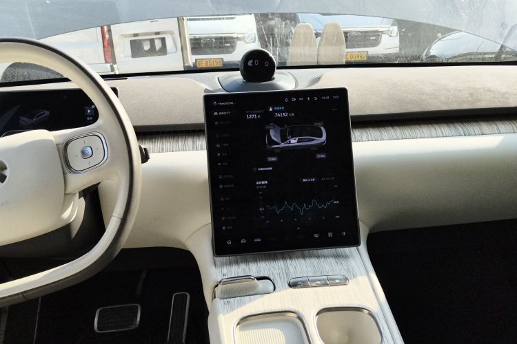 蔚来ET7 2022款 100kWh 首发版中控内饰16