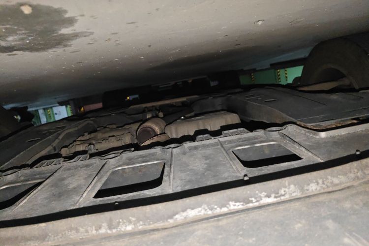 别克 英朗 2013款 GT 1.6L 自动时尚版局部细节9007