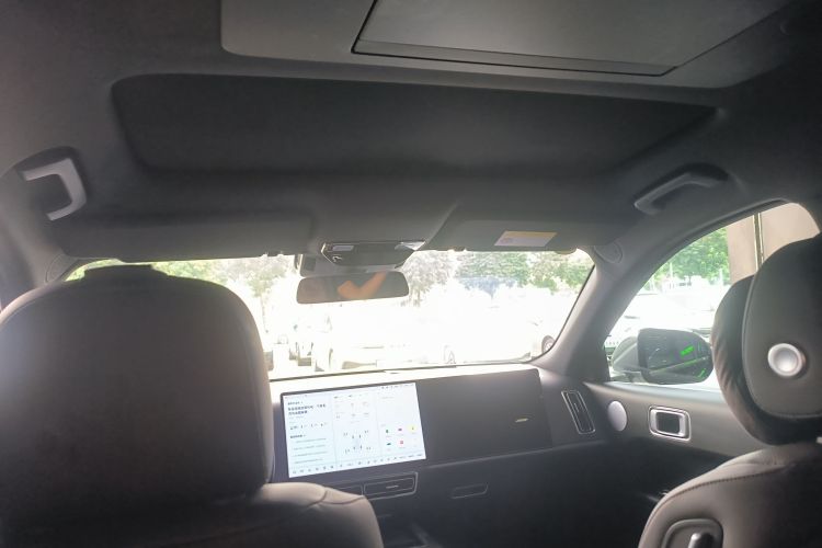 理想汽车 理想L9 2022款 Max中控内饰22