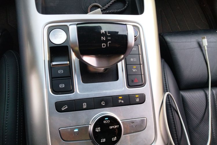 腾势X 2020款 PHEV旗舰版中控内饰18