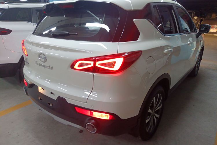 广汽传祺 传祺GS3 2019款 235T 手动精英版车身外观6005