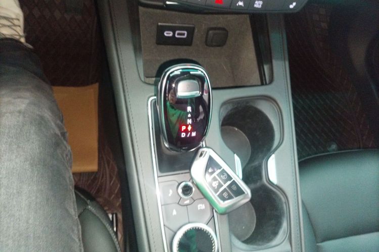 凯迪拉克XT4 2024款 28T 两驱豪华型局部细节18