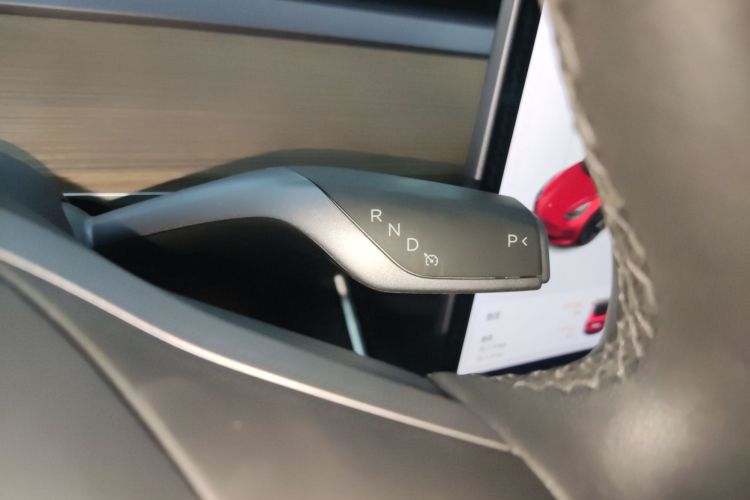 特斯拉 Model 3 2020款 改款 标准续航后驱升级版局部细节18