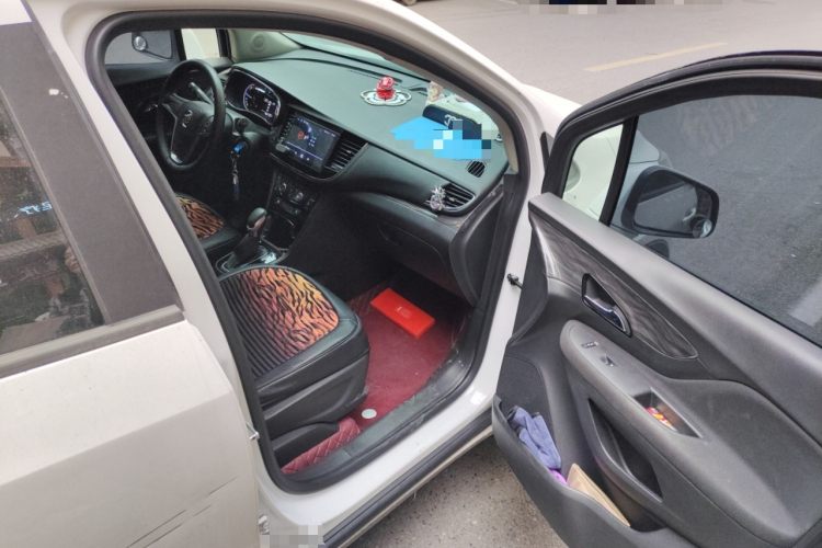 别克 昂科拉 2017款 18T 自动两驱都市领先型局部细节9005