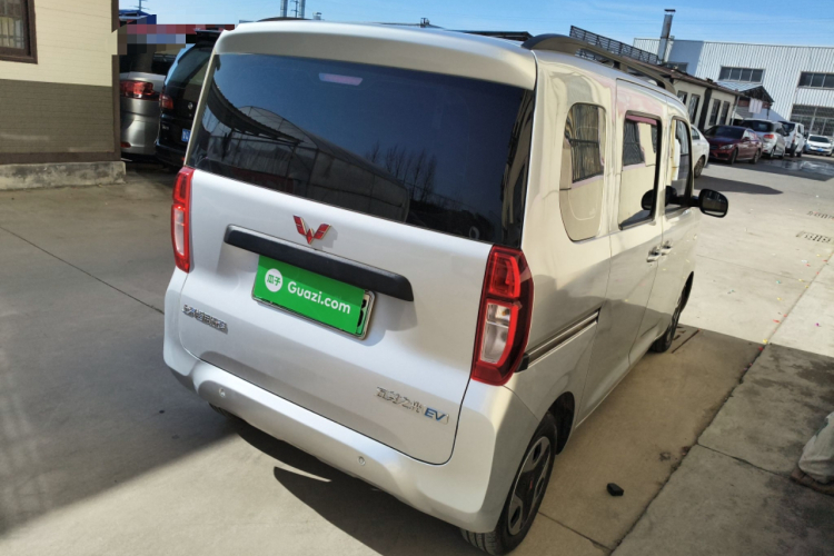 五菱汽车 五菱之光新能源 2025款 201km 舒适型车身外观6005