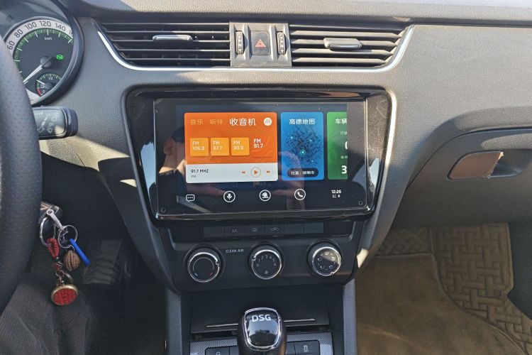 斯柯达 明锐 2019款 旅行车 TSI280 DSG豪华版 国VI中控内饰16