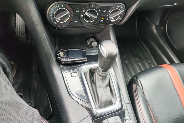 马自达3 昂克赛拉 2014款 三厢 1.5L 自动舒适型局部细节18