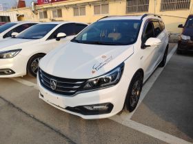 宝骏310W 2017款 1.5L 手动豪华型 国V