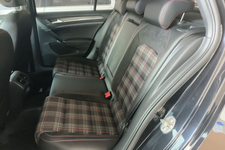 大众 高尔夫GTI 2019款 2.0TSI GTI 国V中控内饰7004