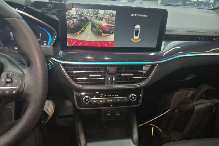 福特 福克斯 2021款 三厢 EcoBoost 180 自动ST Line中控内饰16