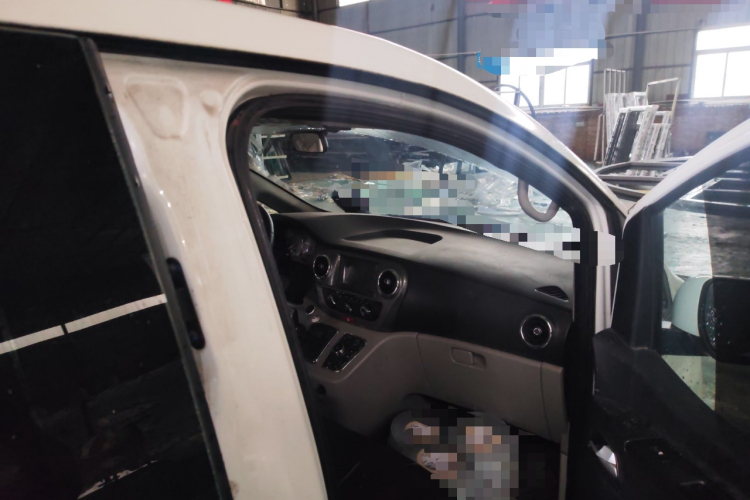 江淮瑞风 瑞风M3 2016款 宜家版 1.6L 豪华智能型局部细节9005