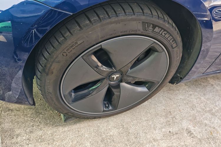 特斯拉 Model 3(进口) 2019款 长续航全轮驱动版车身外观6003