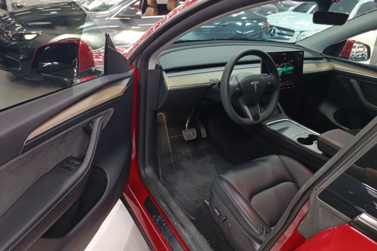 特斯拉 Model Y 2022款 改款 长续航全轮驱动版中控内饰20