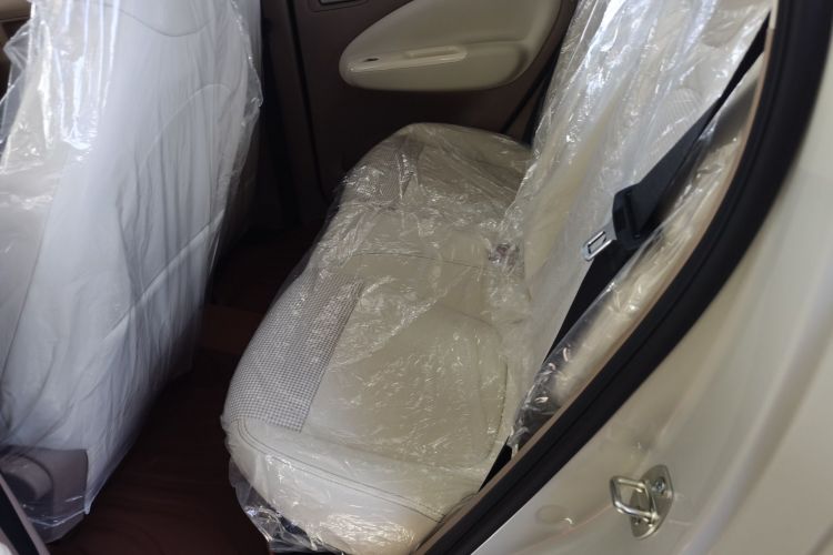 五菱汽车 宏光MINIEV 2025款 四门版 进阶款中控内饰21