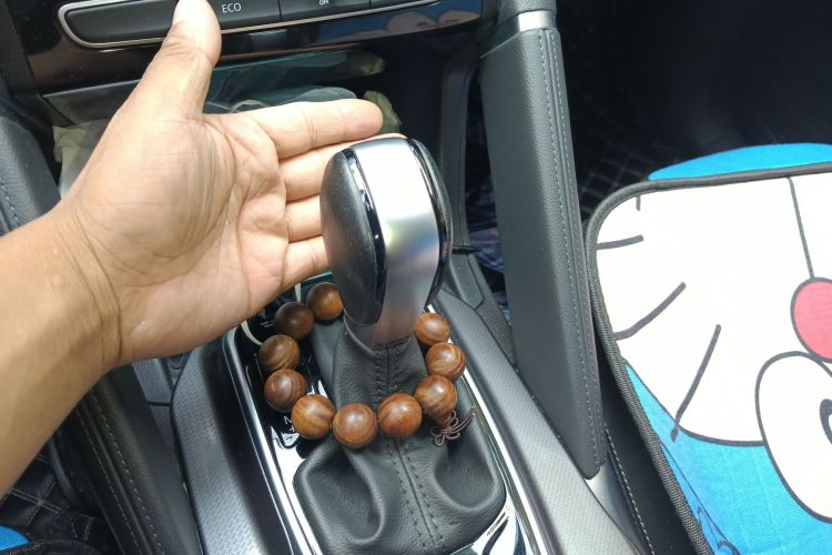 雷诺 科雷傲 2017款 2.0L 两驱豪华版中控内饰18