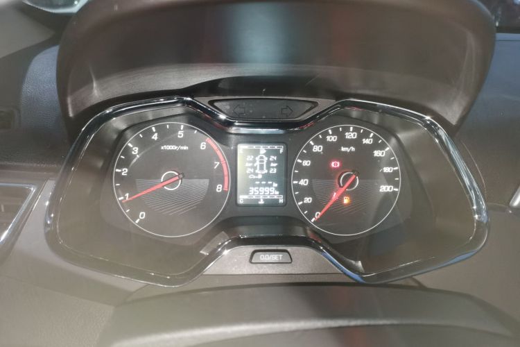 宝骏310W 2017款 1.5L 手动时尚型 国V局部细节14