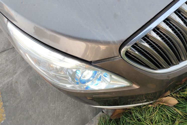 别克GL8 2014款 3.0L XT豪华商务旗舰版车身外观6006