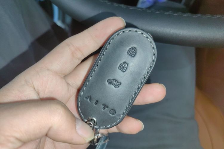 鸿蒙智行 问界M7 2024款 1.5T 智驾四驱Pro版 5座中控内饰11