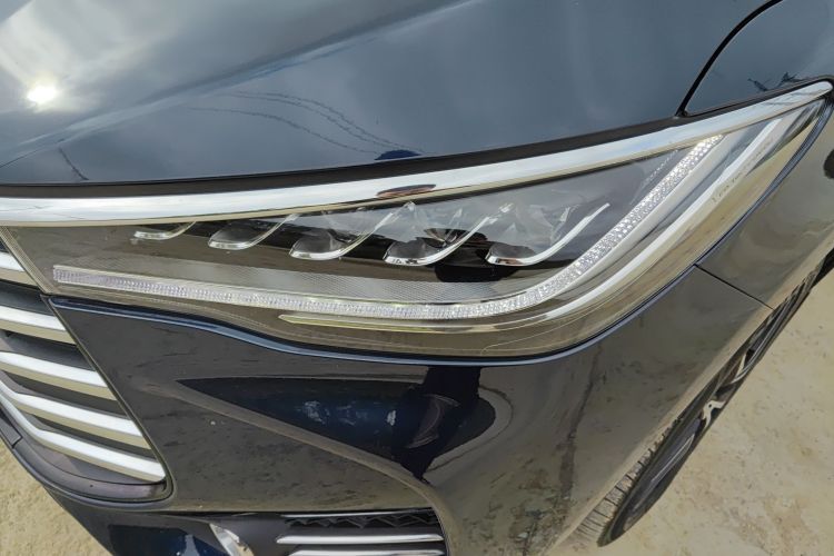 比亚迪 宋MAX 2018款 1.5T 自动智联尊享型 6座局部细节36