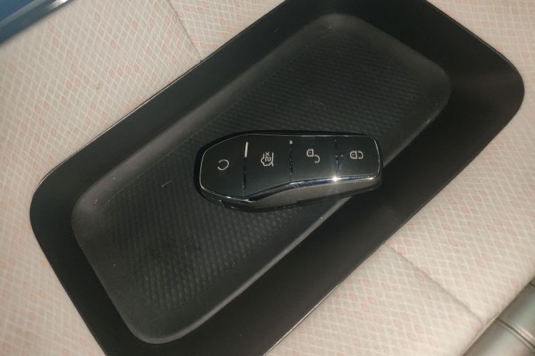 比亚迪 海豚 2021款 405km 时尚版中控内饰11