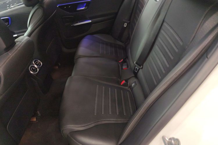 奔驰C级 2022款 改款 C 200 L 运动版中控内饰21