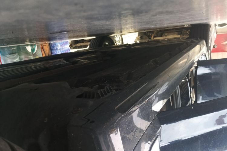 宝马5系新能源 2022款 改款二 535Le 先锋版M运动套装局部细节9001