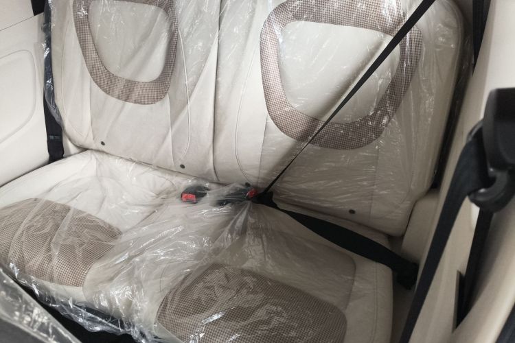 五菱汽车 宏光MINIEV 2024款 第三代 215km 青春版中控内饰21