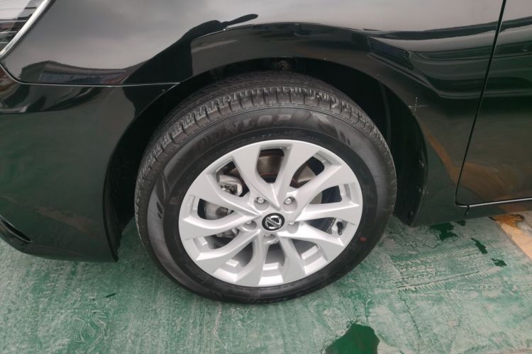 日产 轩逸 2019款 1.6XV CVT智联尊享版 国VI车身外观6007