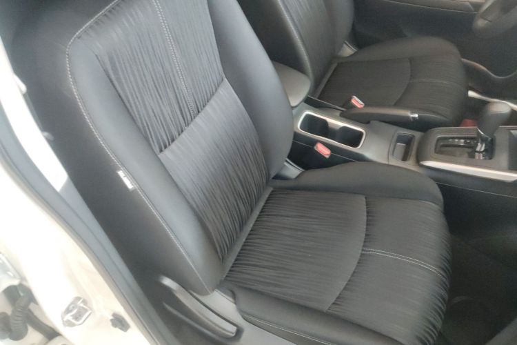 日产 轩逸 2024款 经典 1.6XE CVT舒适版局部细节41