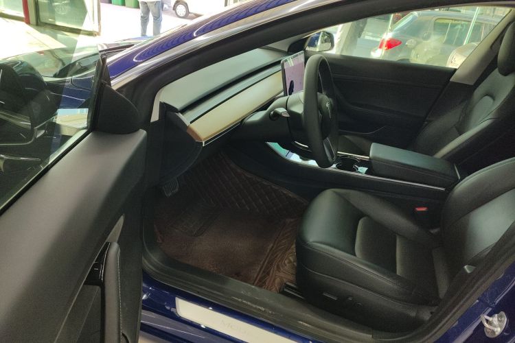 特斯拉 Model 3 2019款 标准续航后驱升级版中控内饰7003