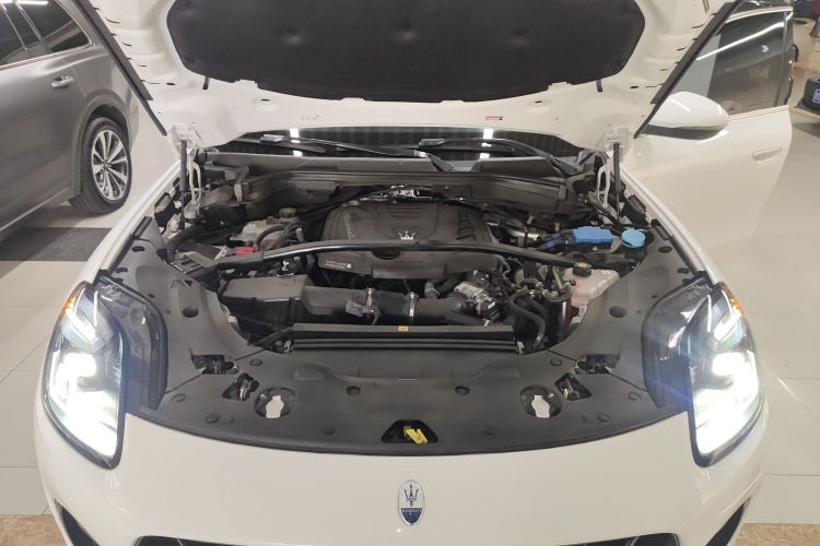玛莎拉蒂 Grecale格雷嘉 2023款 2.0T GT机舱底盘24