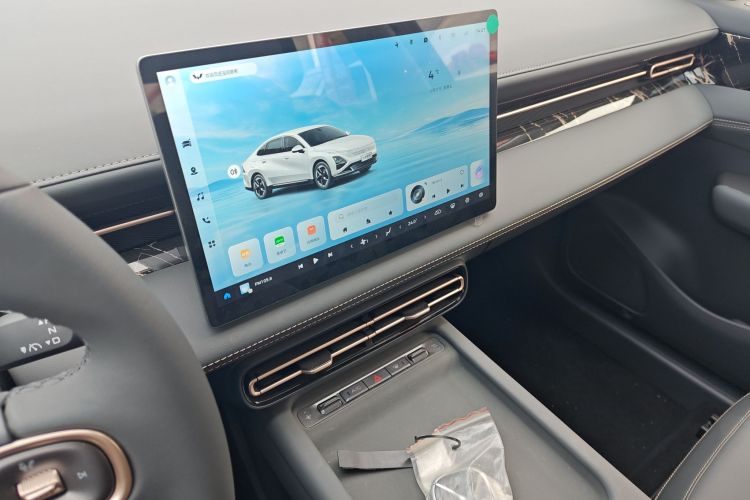 五菱汽车 五菱星光 2025款 70km 智能标准型中控内饰16