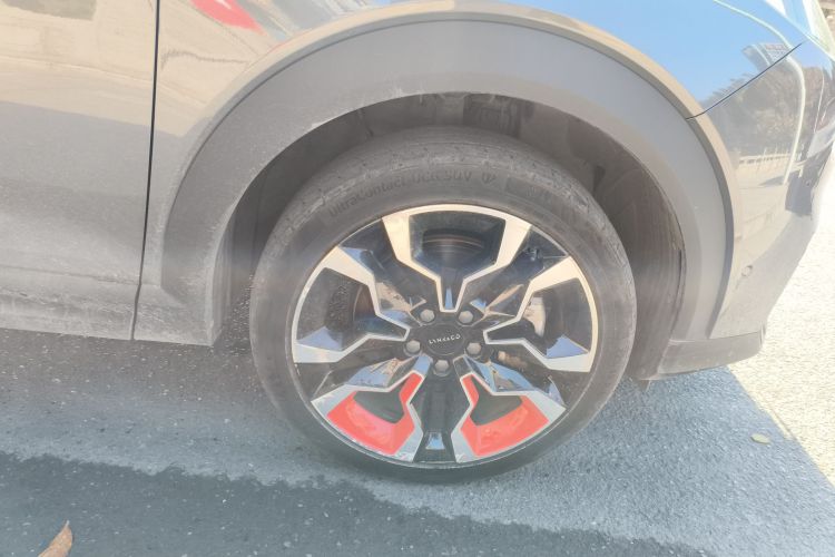 领克06 2020款 1.5T 耀Halo车身外观10