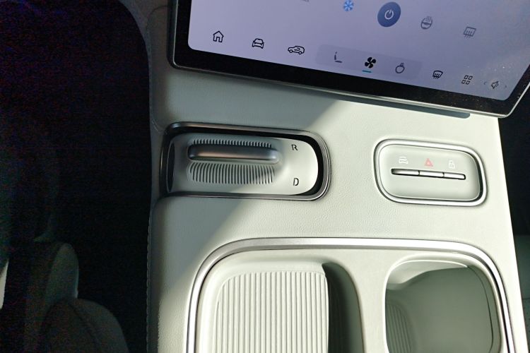 蔚来ES6 2024款 75kWh局部细节18