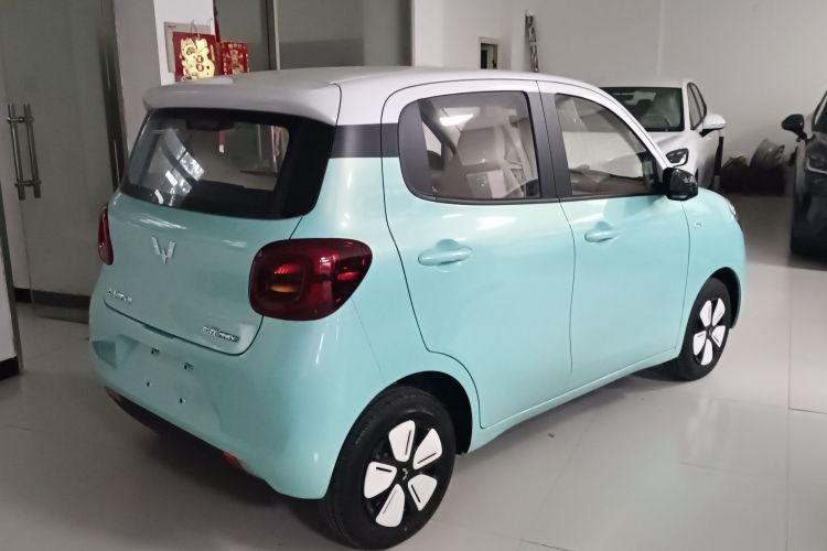 五菱汽车 宏光MINIEV 2025款 四门版 臻享+款车身外观7