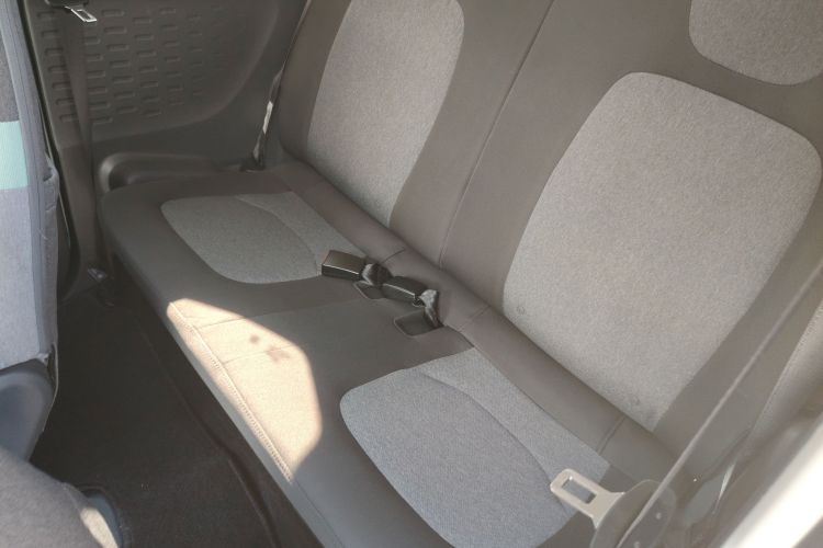 五菱汽车 宏光MINIEV 2021款 马卡龙时尚款 三元锂中控内饰21